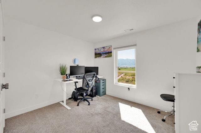 672 E 730 N, Hyrum, UT 84319