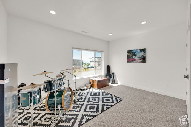 672 E 730 N, Hyrum, UT 84319