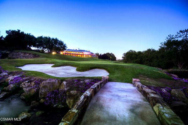 939 W Stafford Road, Thousand Oaks, CA 91361