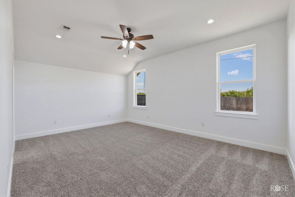 Image 15 of property listing at 3665 Dominion Ridge, San Angelo, TX 76904