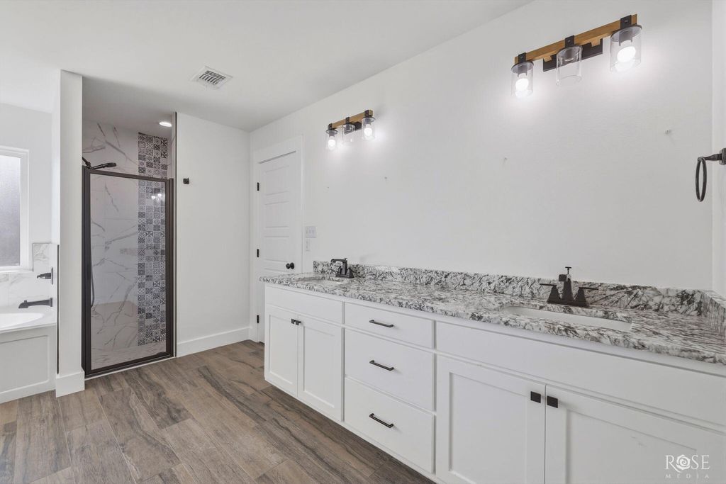 Image 19 of property listing at 3665 Dominion Ridge, San Angelo, TX 76904