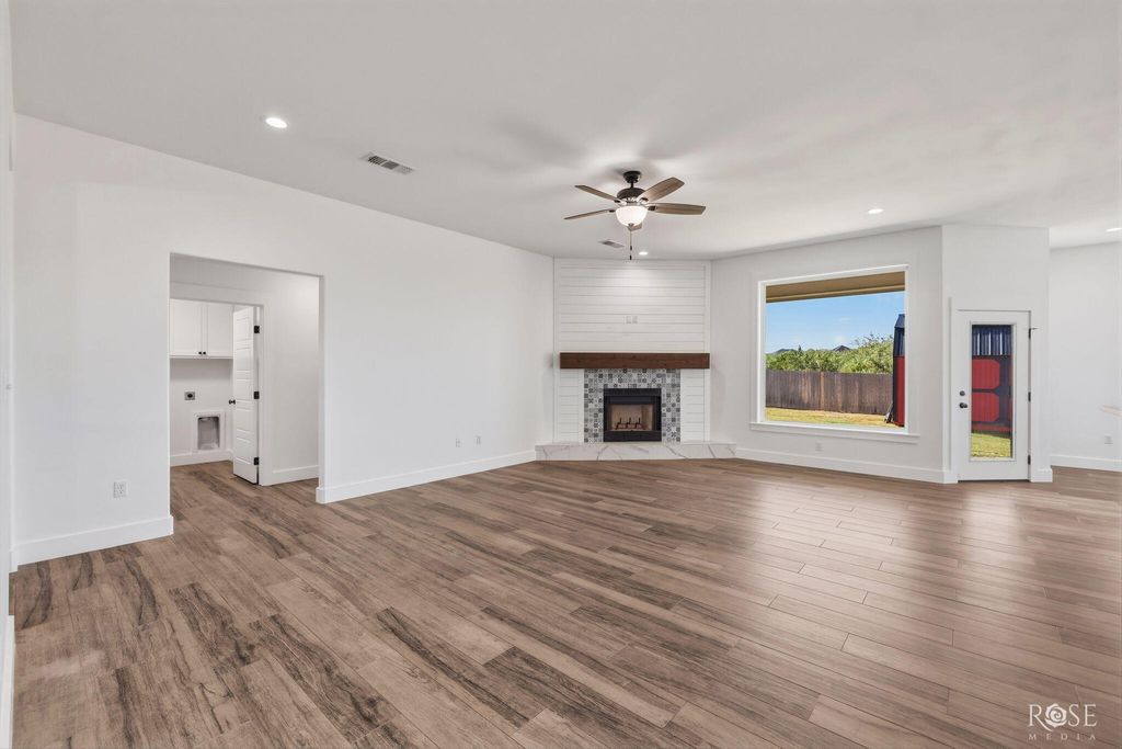 Image 8 of property listing at 3665 Dominion Ridge, San Angelo, TX 76904