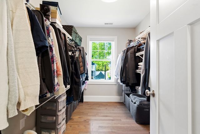 33 Charles St. 33, Watertown, MA 02472