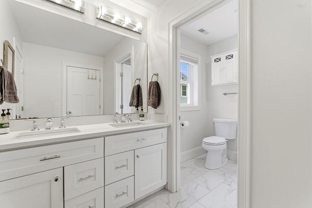 33 Charles St. 33, Watertown, MA 02472