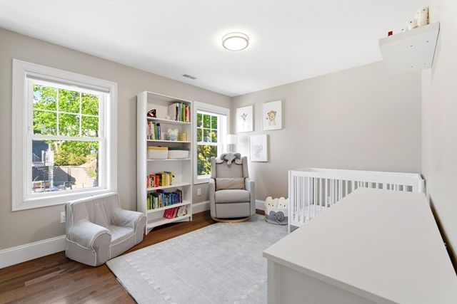 33 Charles St. 33, Watertown, MA 02472