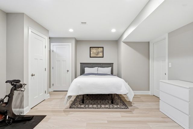 33 Charles St. 33, Watertown, MA 02472
