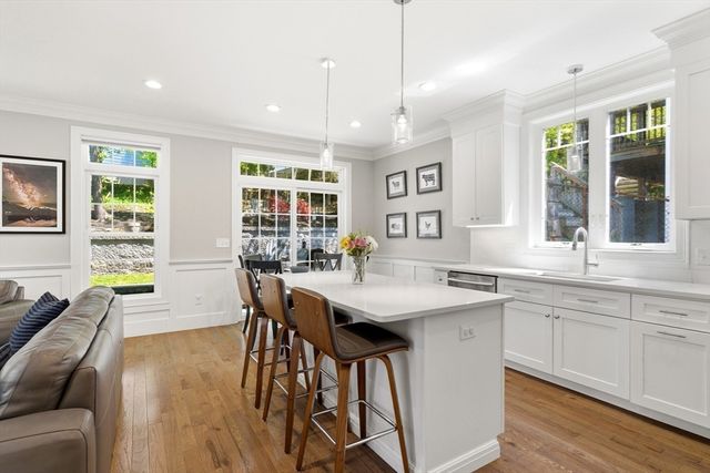 33 Charles St. 33, Watertown, MA 02472