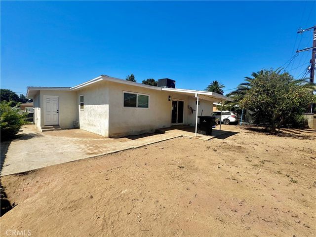 3665 Ross Street, Riverside, CA 92503