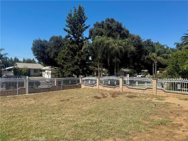 3665 Ross Street, Riverside, CA 92503