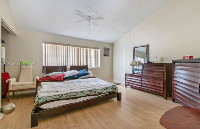 846 NW 81st Ter 6, Plantation, FL 33324