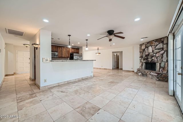 6220 E Gold Dust Avenue, Paradise Valley, AZ 85253