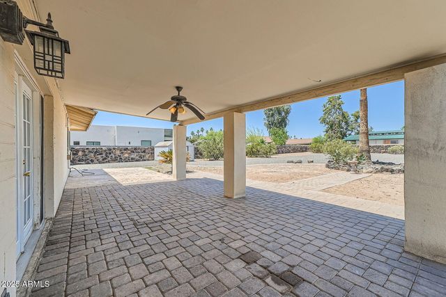 6220 E Gold Dust Avenue, Paradise Valley, AZ 85253