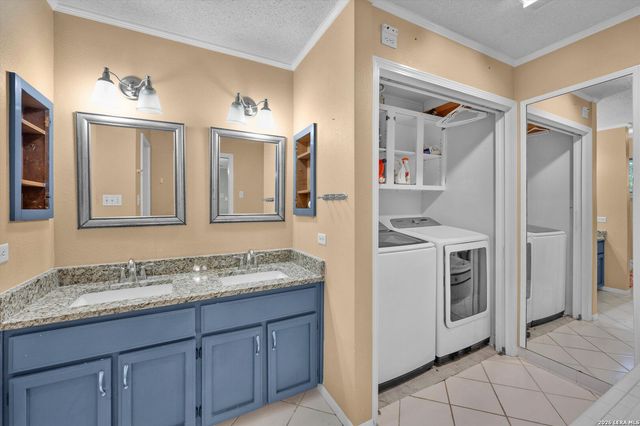 2947 BURNT OAK ST, San Antonio, TX 78232