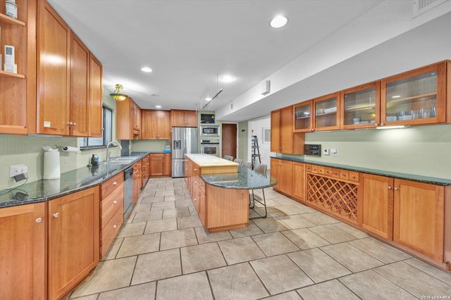 2947 BURNT OAK ST, San Antonio, TX 78232