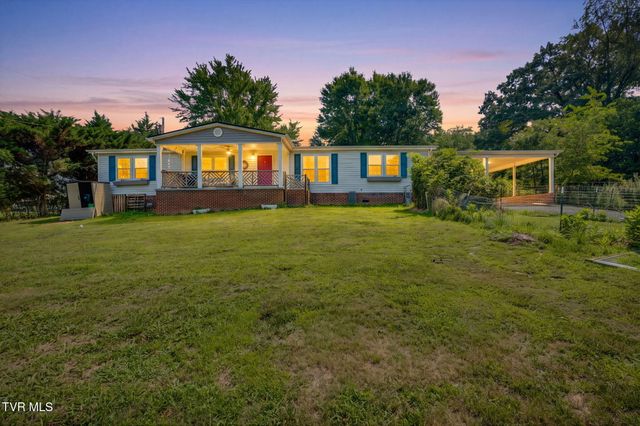 353 Center Drive, Blountville, TN 37617