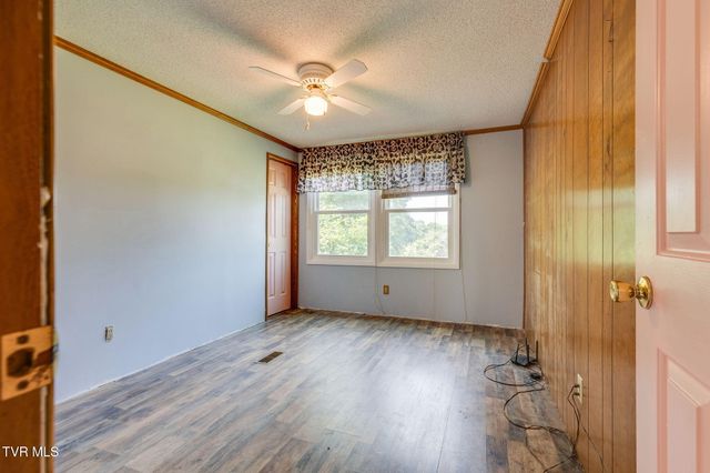 353 Center Drive, Blountville, TN 37617