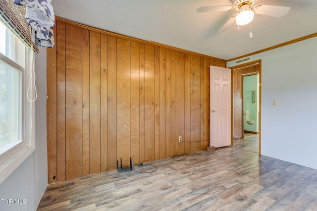 353 Center Drive, Blountville, TN 37617