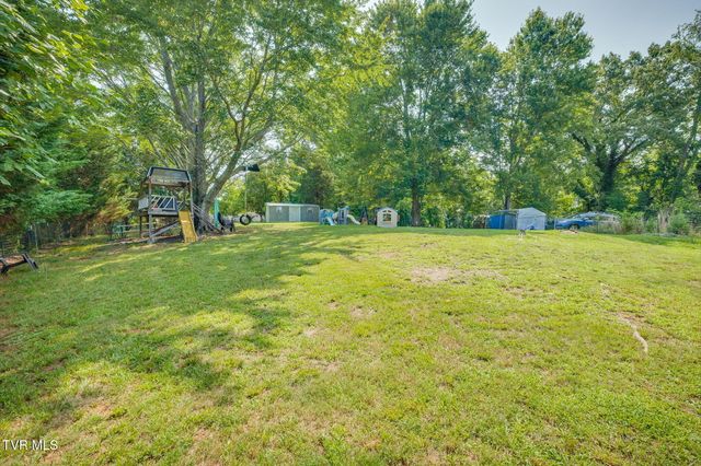 353 Center Drive, Blountville, TN 37617