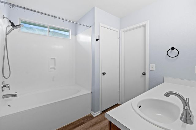 6003 Wideleaf DR, Austin, TX 78724
