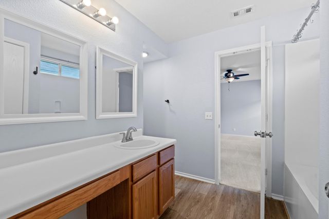 6003 Wideleaf DR, Austin, TX 78724