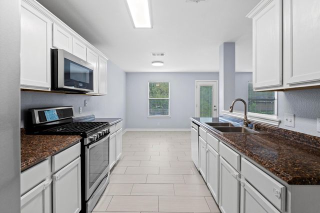 6003 Wideleaf DR, Austin, TX 78724
