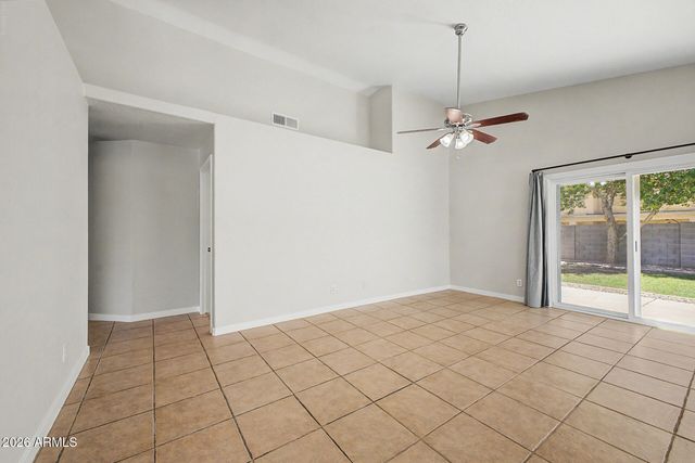 40018 N LERWICK Drive, San Tan Valley, AZ 85140