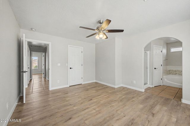 40018 N LERWICK Drive, San Tan Valley, AZ 85140