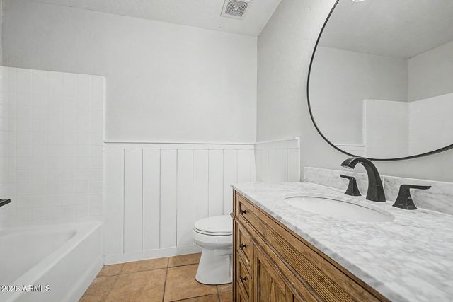40018 N LERWICK Drive, San Tan Valley, AZ 85140