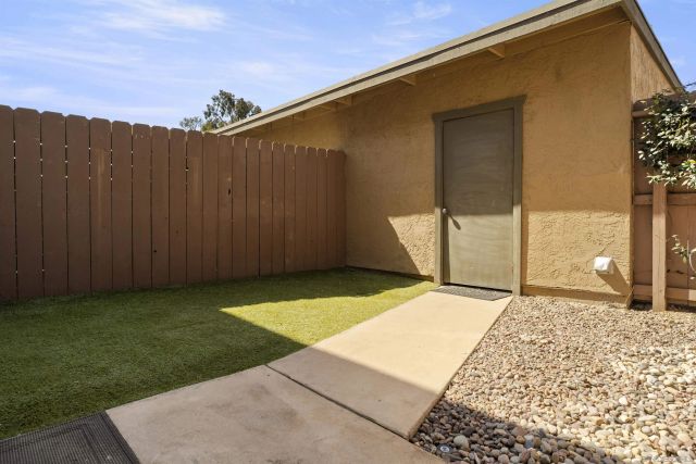 1417 N Broadway B, Escondido, CA 92026