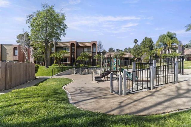 1417 N Broadway B, Escondido, CA 92026