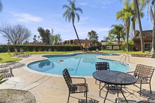 1417 N Broadway B, Escondido, CA 92026