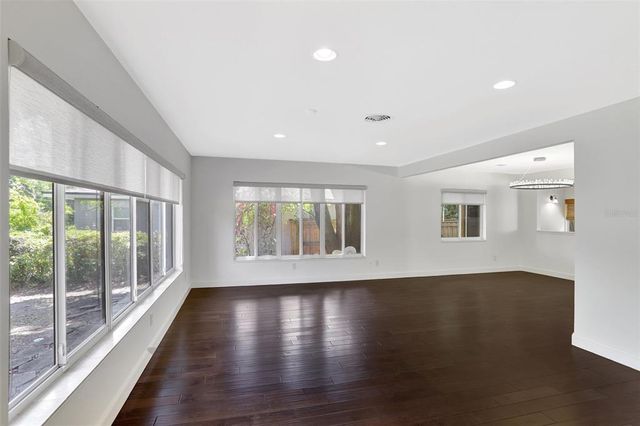 1322 S SUMMERLIN AVENUE, Orlando, FL 32806