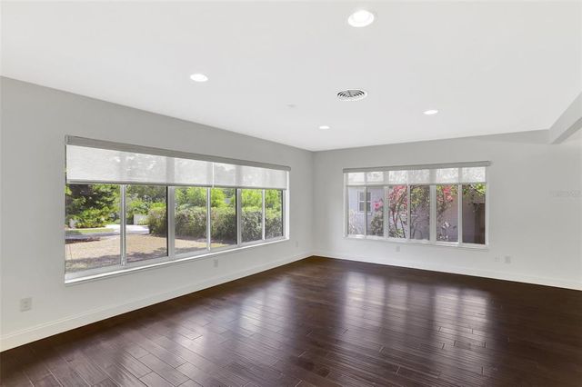 1322 S SUMMERLIN AVENUE, Orlando, FL 32806