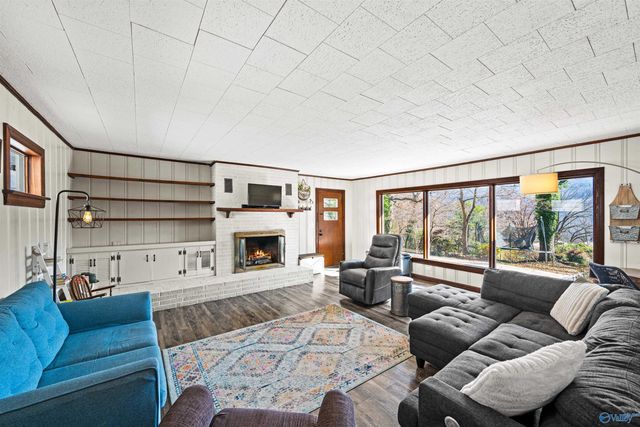 106 Rainbow Drive SW, Fort Payne, AL 35967