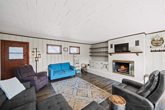 106 Rainbow Drive SW, Fort Payne, AL 35967