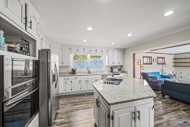 106 Rainbow Drive SW, Fort Payne, AL 35967