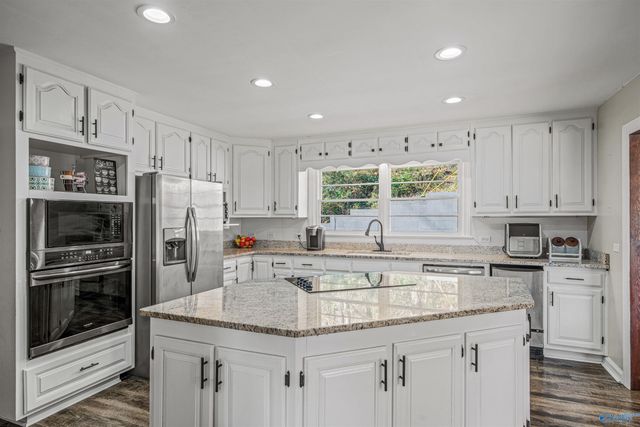 106 Rainbow Drive SW, Fort Payne, AL 35967