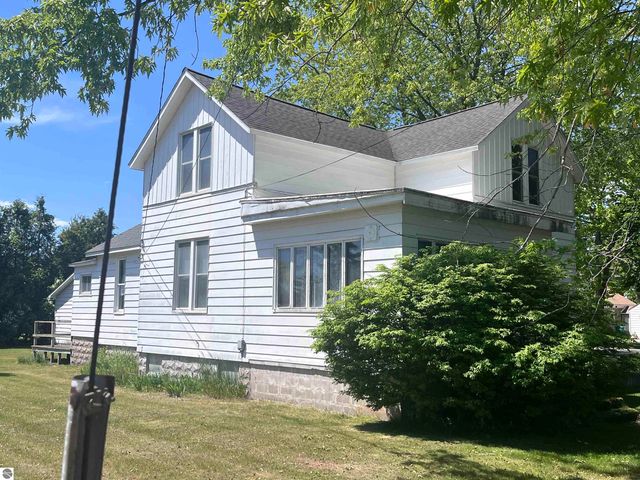200 Second Avenue, Tawas City, MI 48763