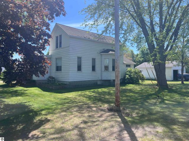200 Second Avenue, Tawas City, MI 48763