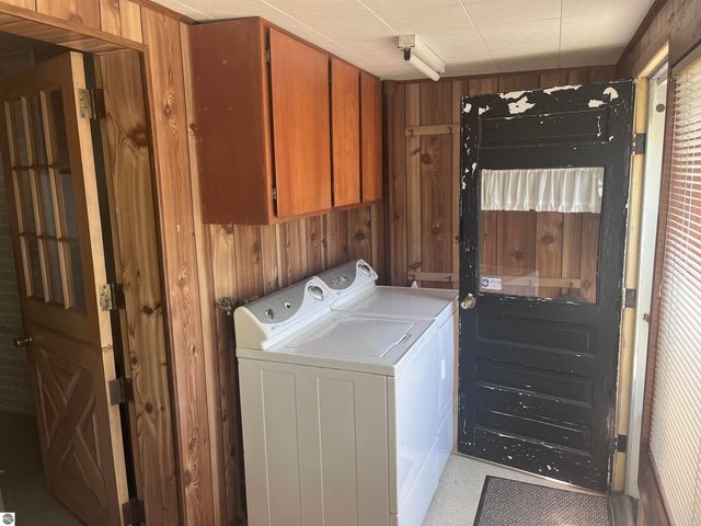 200 Second Avenue, Tawas City, MI 48763