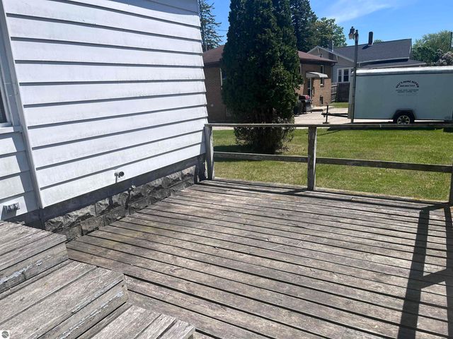 200 Second Avenue, Tawas City, MI 48763