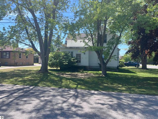 200 Second Avenue, Tawas City, MI 48763