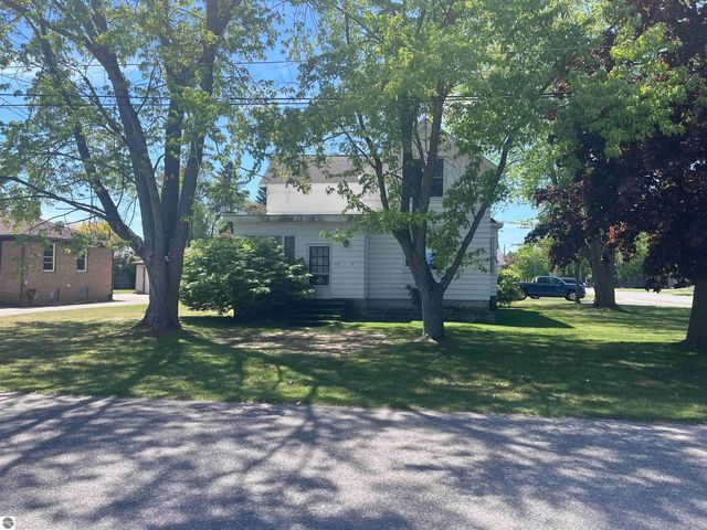 200 Second Avenue, Tawas City, MI 48763