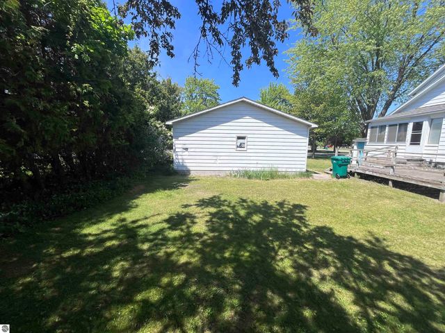 200 Second Avenue, Tawas City, MI 48763
