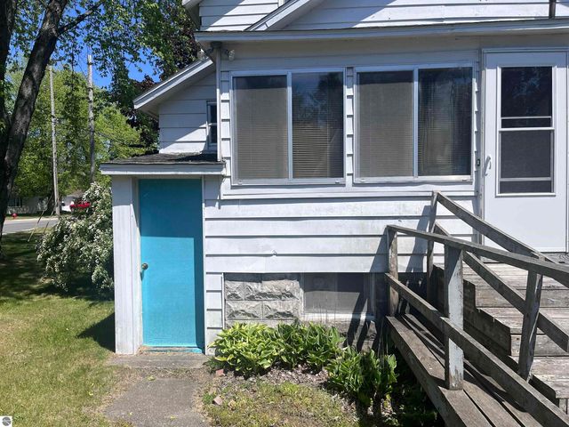200 Second Avenue, Tawas City, MI 48763