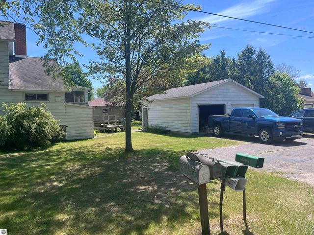 200 Second Avenue, Tawas City, MI 48763