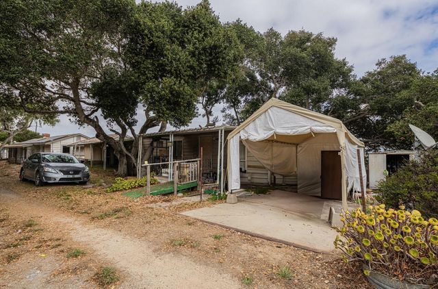 905 W Blanco Road, Salinas, CA 93908