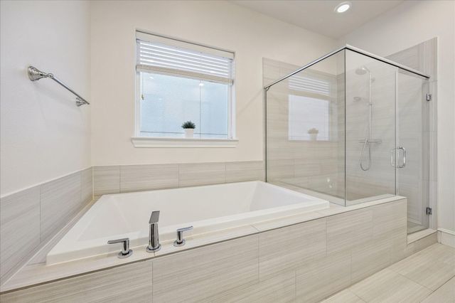 10950 Wrenwood Green, Houston, TX 77043