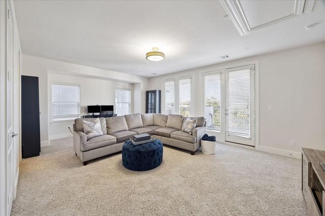 10950 Wrenwood Green, Houston, TX 77043