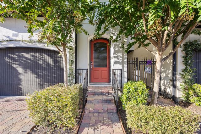 10950 Wrenwood Green, Houston, TX 77043